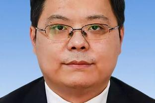 Phóng viên: Dương Suất không thông qua nghị quyết của Hội đồng quản trị Thành Đô chuyển đến Dung Thành thất bại, đã trở lại đội Hà Nam